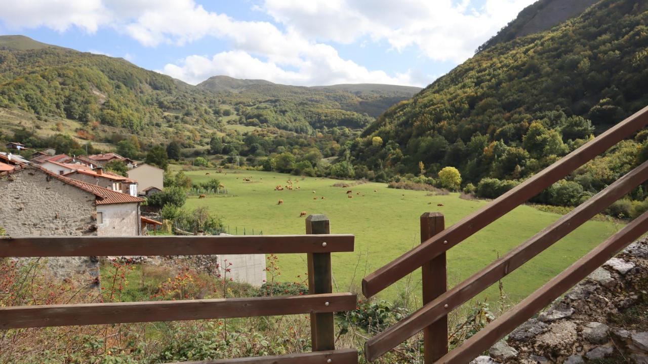 Casa Rural Cares Santa Maria de Valdeon 外观 照片