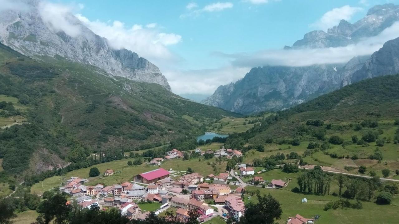 Casa Rural Cares Santa Maria de Valdeon 外观 照片